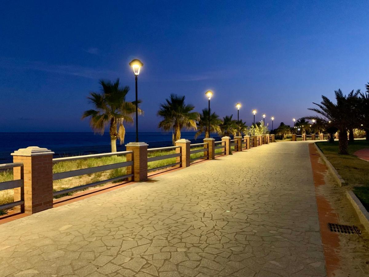 Alba Serena Santa Caterina Dello Ionio Marina Exterior foto